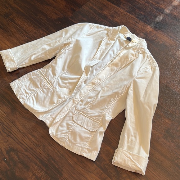 White Gap Blazer - Picture 2 of 6